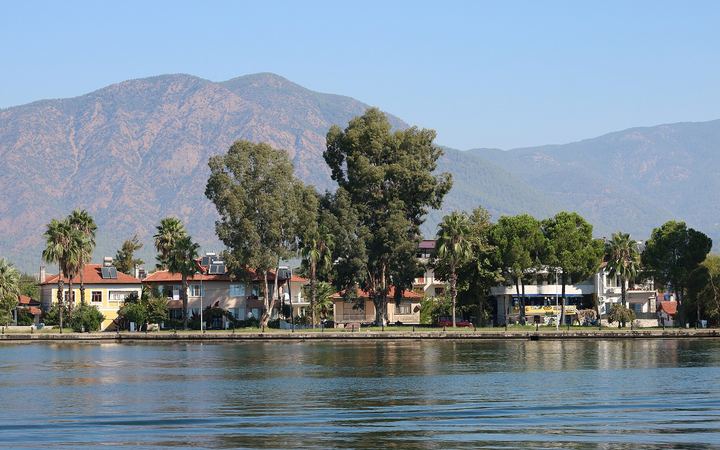 Köyceğiz vanuit Marmaris: rust aan het meer, warmwaterbronnen en amberbossen